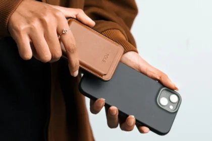 Teknologi NFC di iPhone: Inovasi yang Mempermudah Hidup Anda